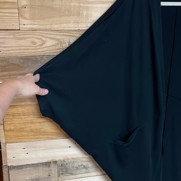 Banana Republic size XS/S Black Cocoon Cardigan Drape Silhouette with Pockets - Picture 3 of 8